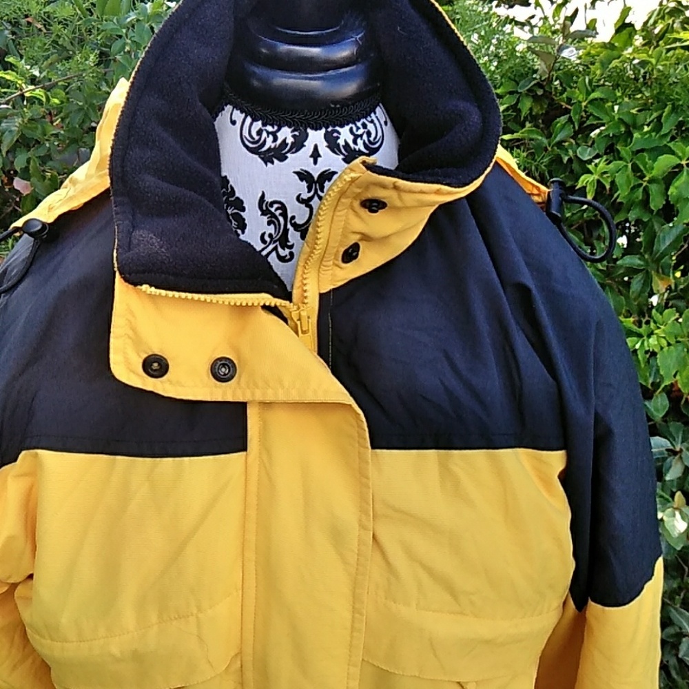 Beautiful  Lands Ends Jacket with hood